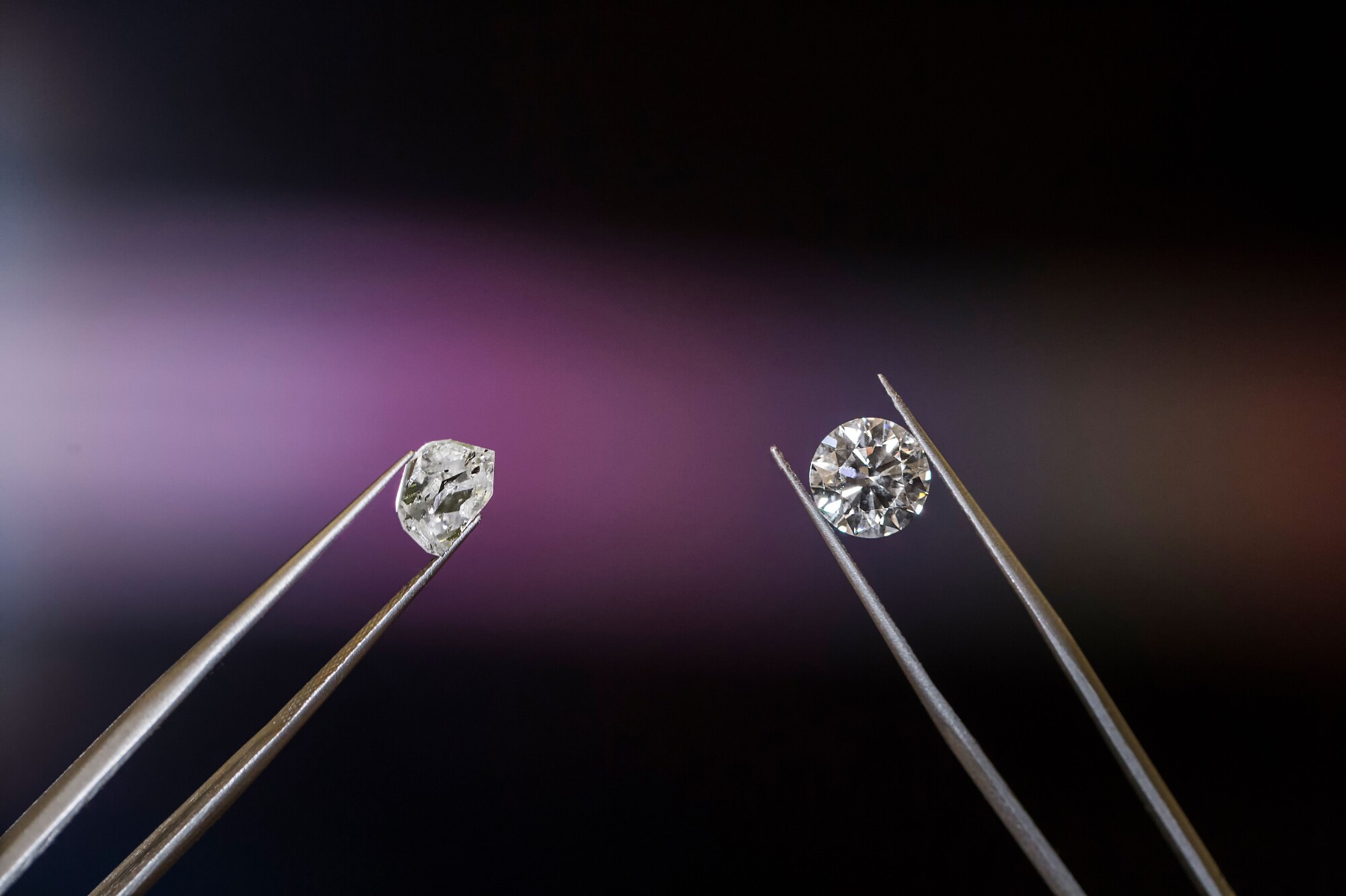 Lab Grown Diamond Rings with Claws: A Sustainable and Stunning Choice